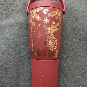 Brumate burgundy & gold holiday SS tumbler BNWT